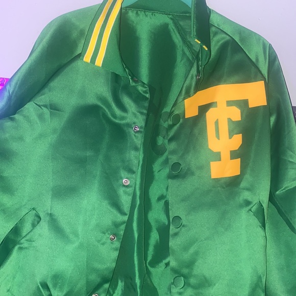 Unisex varsity jacket - Picture 3 of 4